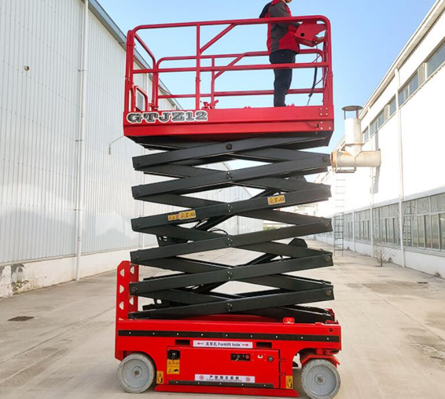 佛罗镇自行走移动式升降机